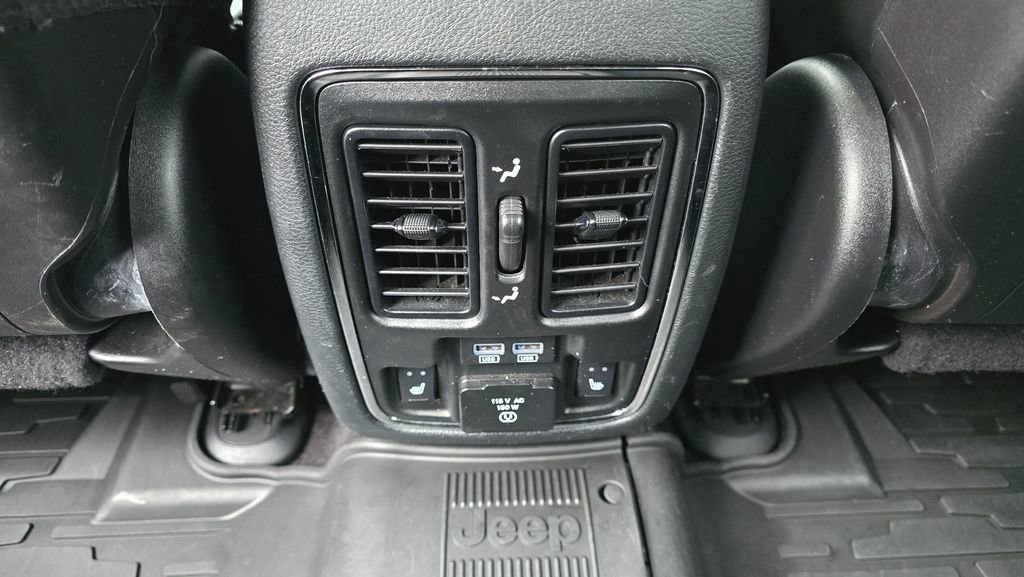 Used 2018 Jeep Grand Cherokee Trailhawk image 53