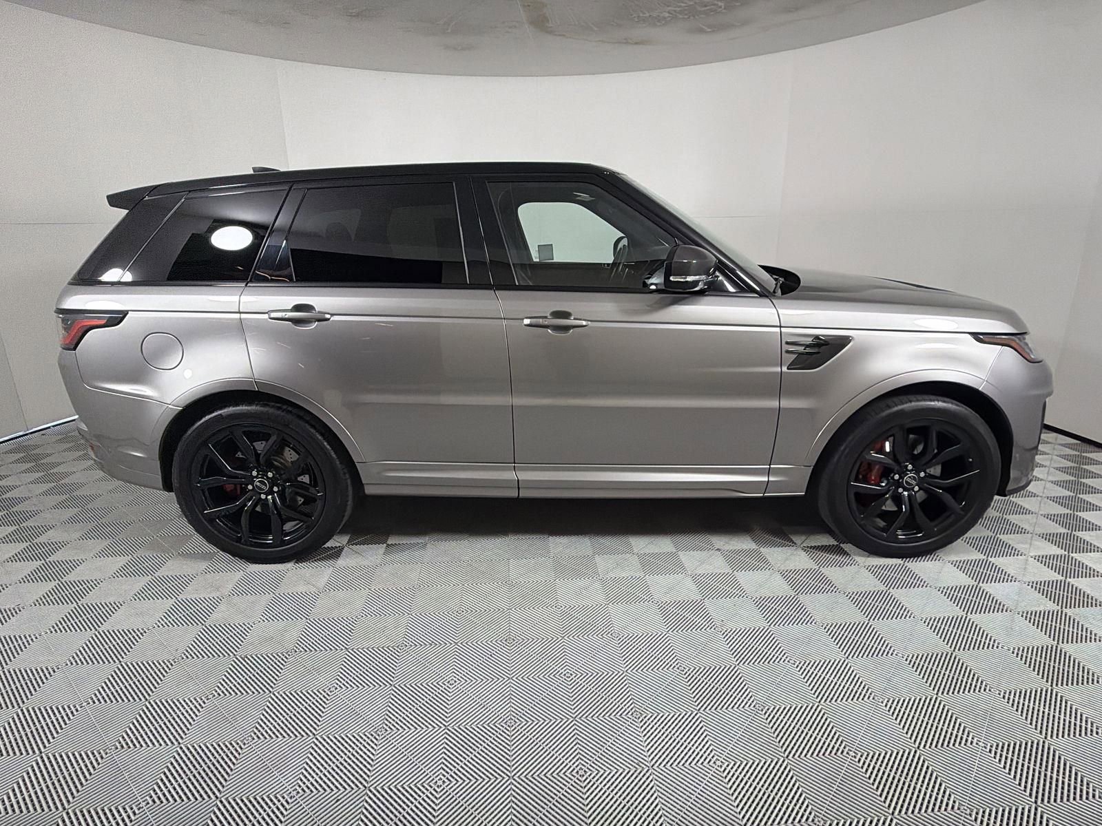 Used 2020 Land Rover Range Rover Sport SVR image 6