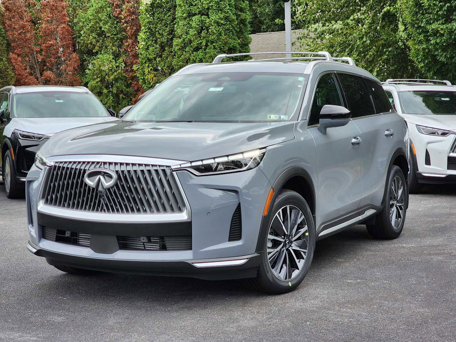 New 2026 INFINITI QX60 Luxe w/ Cargo Package image 3