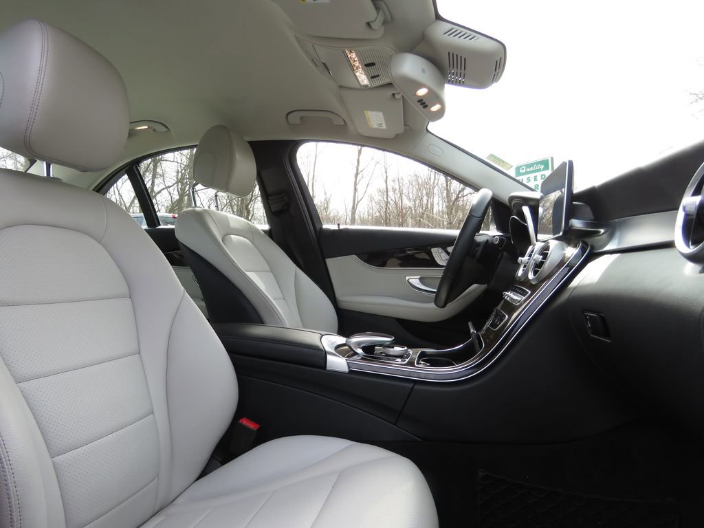 Used 2016 Mercedes-Benz C 300 4MATIC Sedan image 13