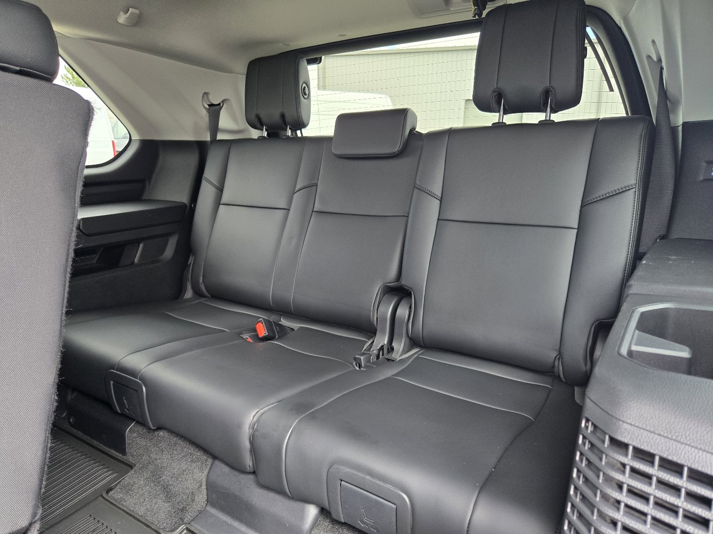 Used 2024 Toyota Sequoia SR5 w/ SR5 Premium Package AWD/4WD image 6