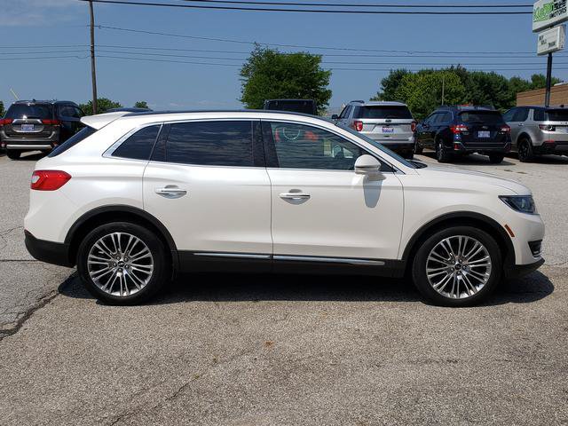 Used 2016 Lincoln MKX Reserve w/ Climate Package AWD/4WD image 7