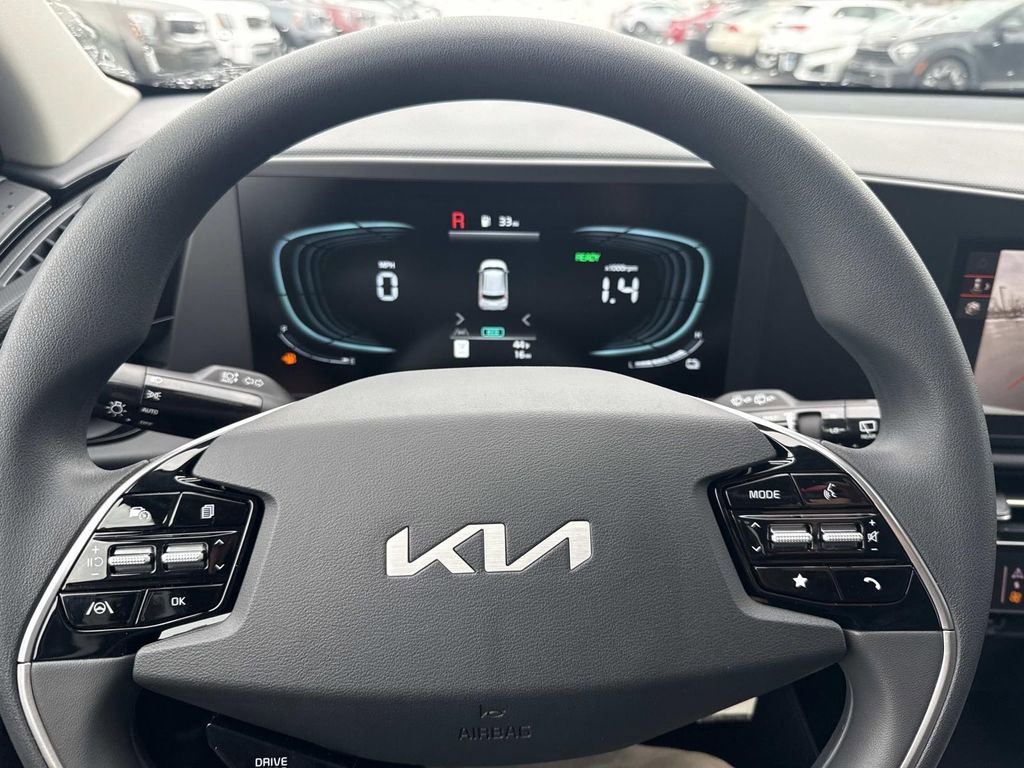 New 2026 Kia Niro LX image 11