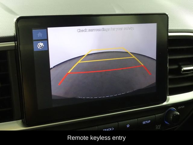 Used 2024 Hyundai Venue SEL image 8