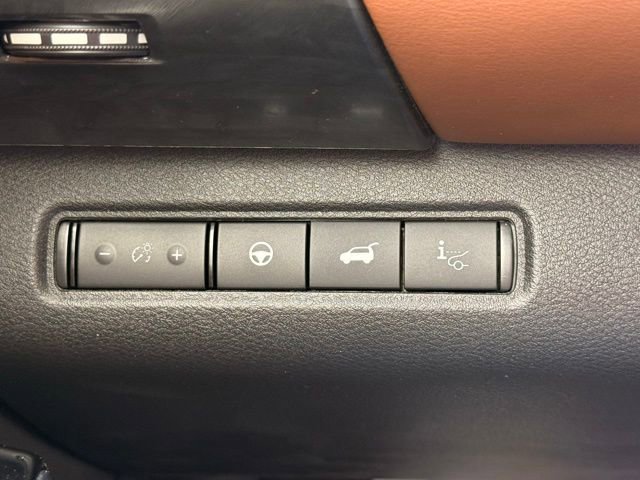 New 2026 Nissan Pathfinder Platinum AWD/4WD image 33