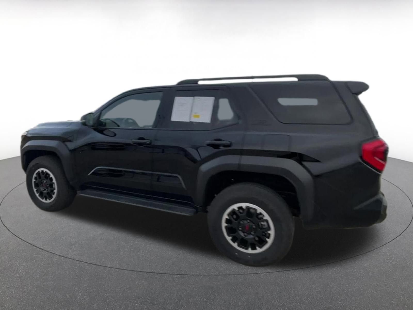 Used 2025 Toyota 4Runner TRD Off-Road image 10
