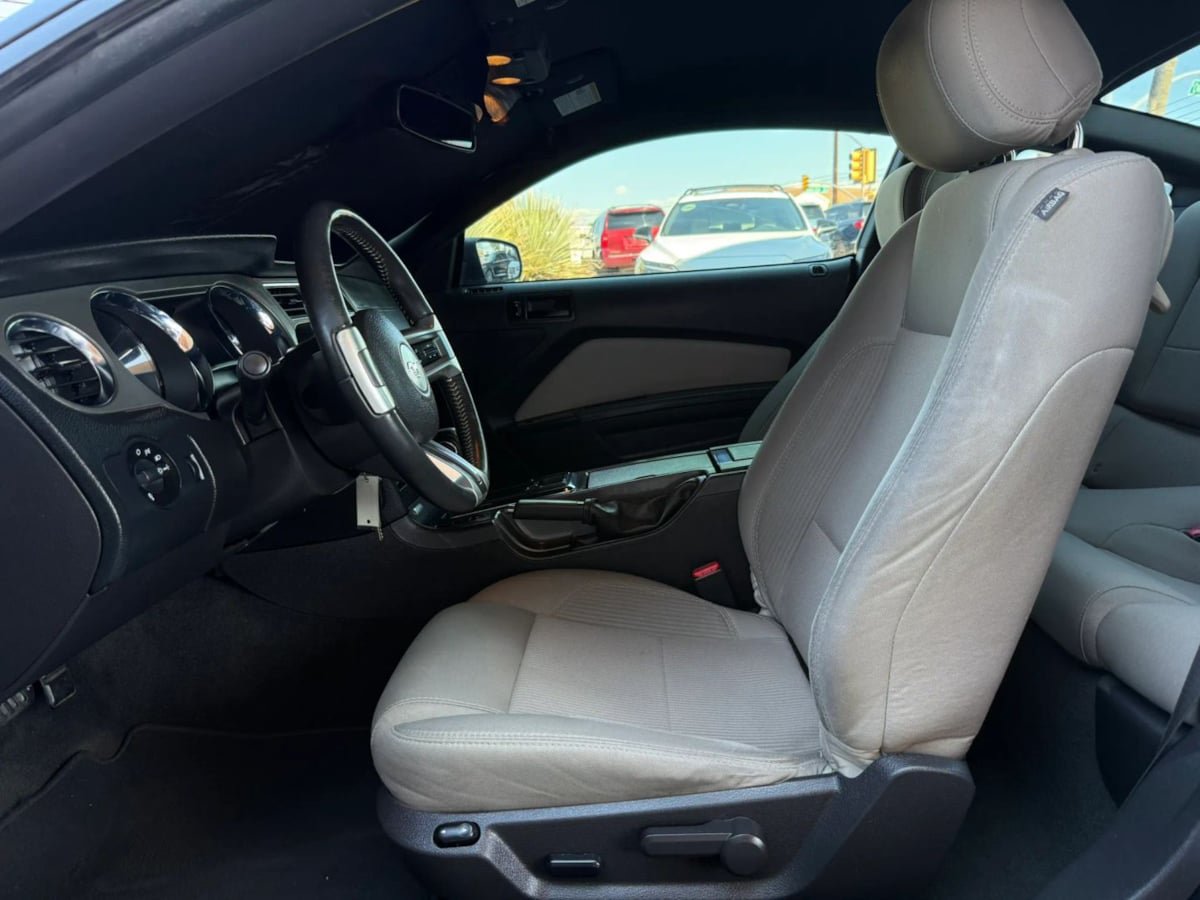 Used 2014 Ford Mustang GT w/ Equipment Group 301A RWD image 38