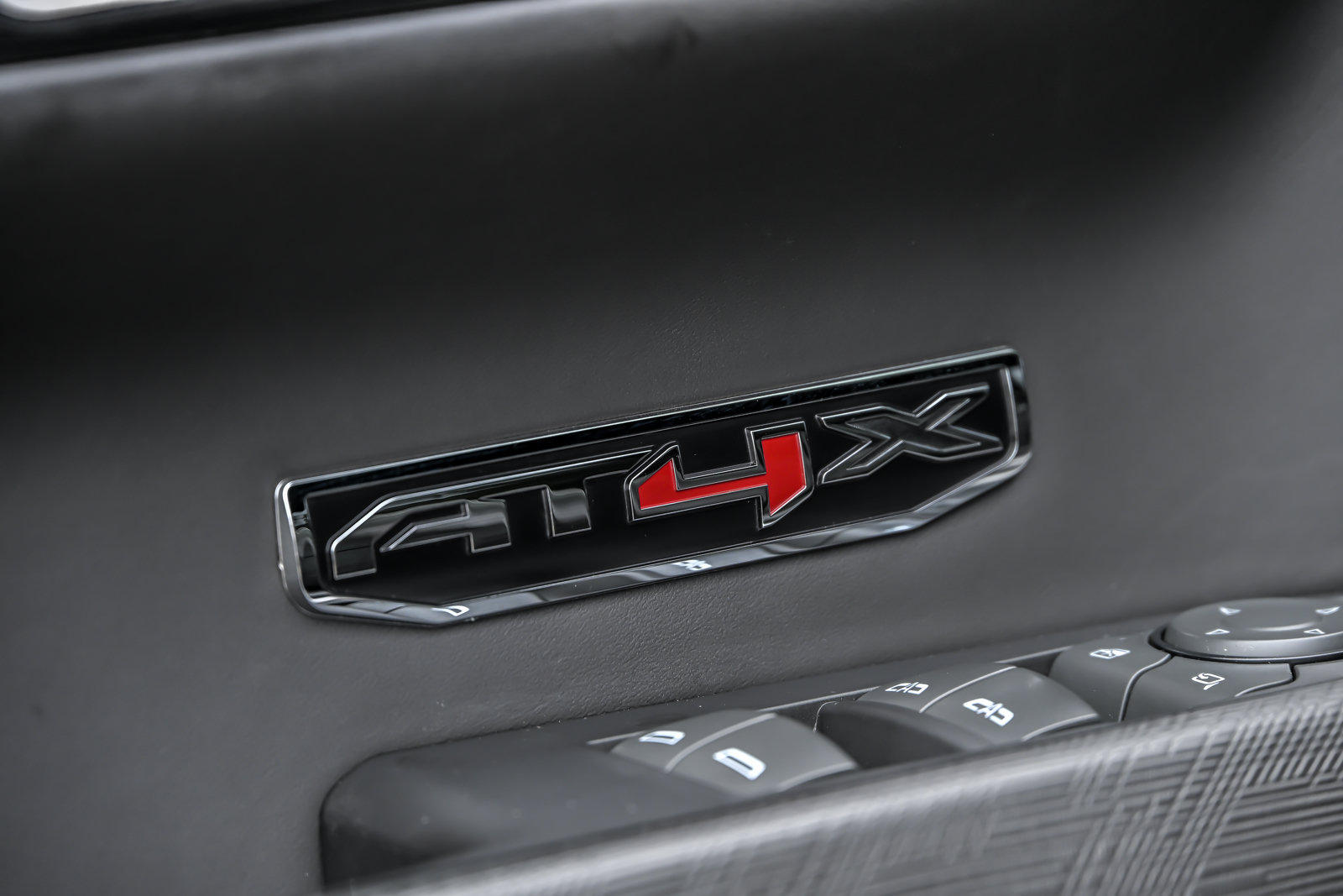 Used 2022 GMC Sierra 1500 AT4X AWD/4WD image 19