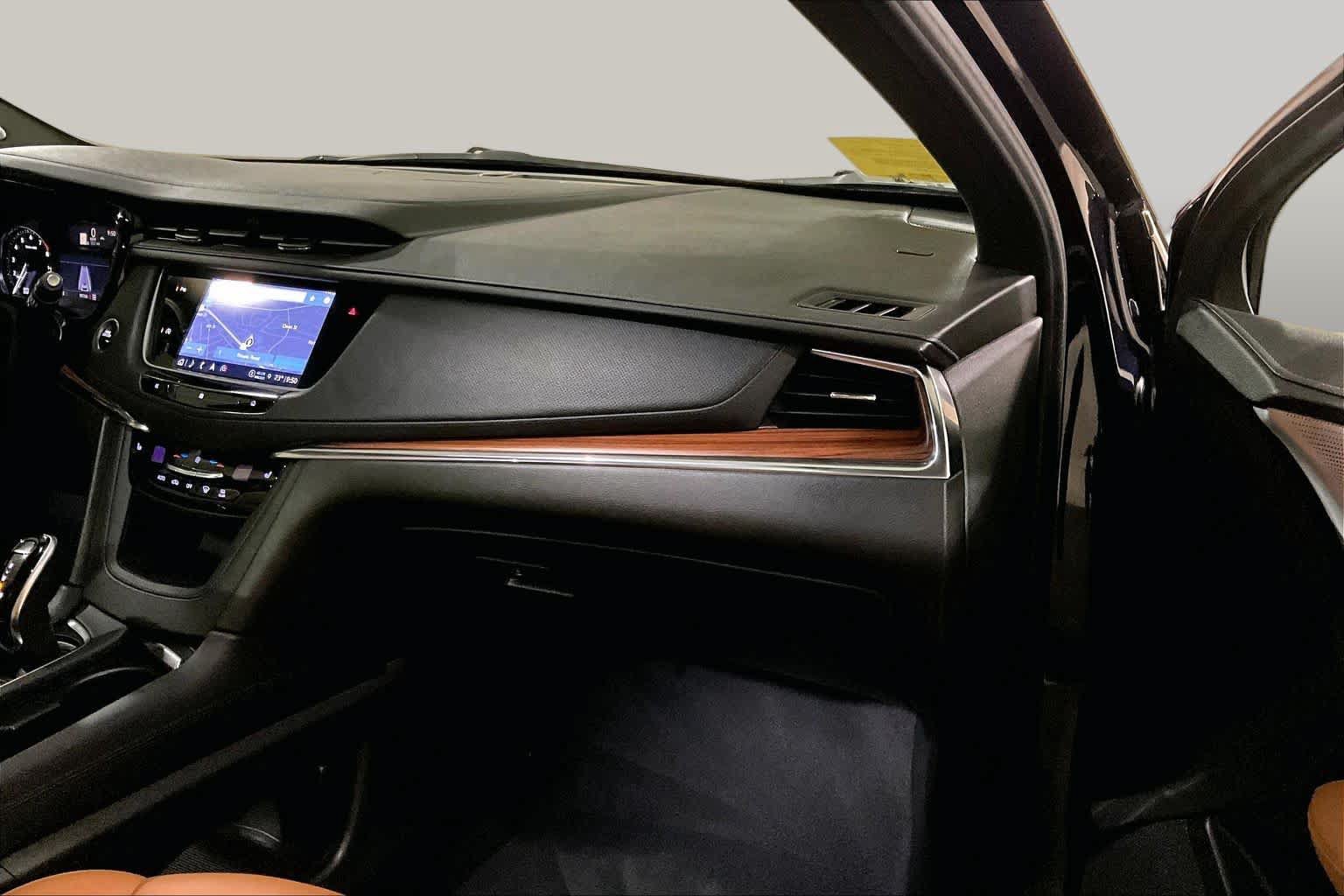 Used 2021 Cadillac XT5 Premium Luxury AWD/4WD image 18