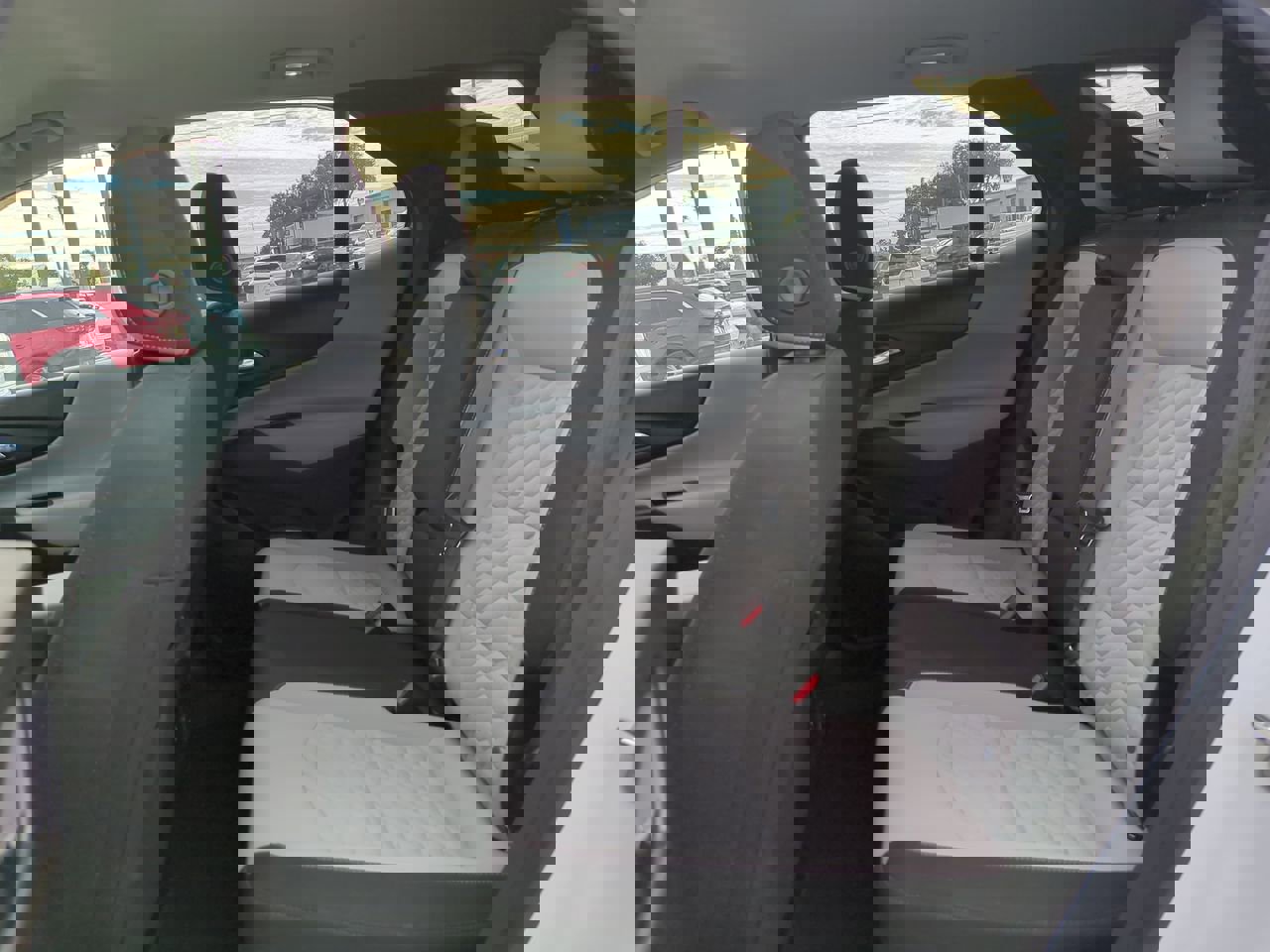 Used 2021 Chevrolet Equinox LT image 12