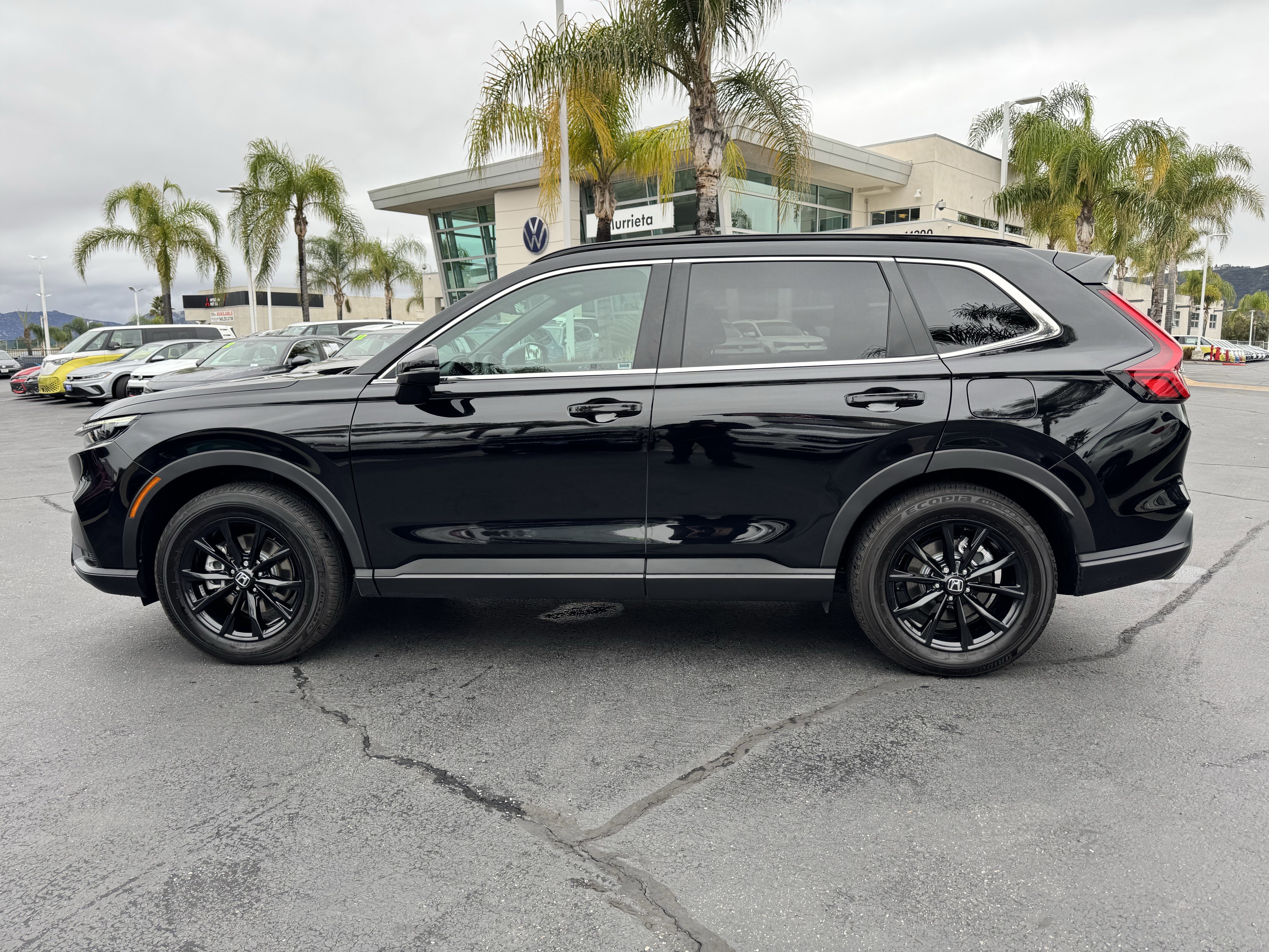 Used 2025 Honda CR-V Sport-L image 7