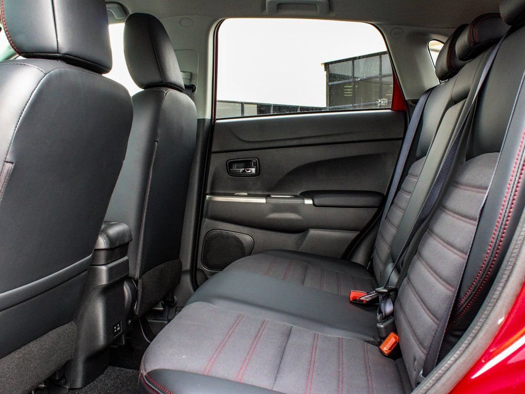 New 2025 Mitsubishi Outlander Sport SE AWD/4WD image 33