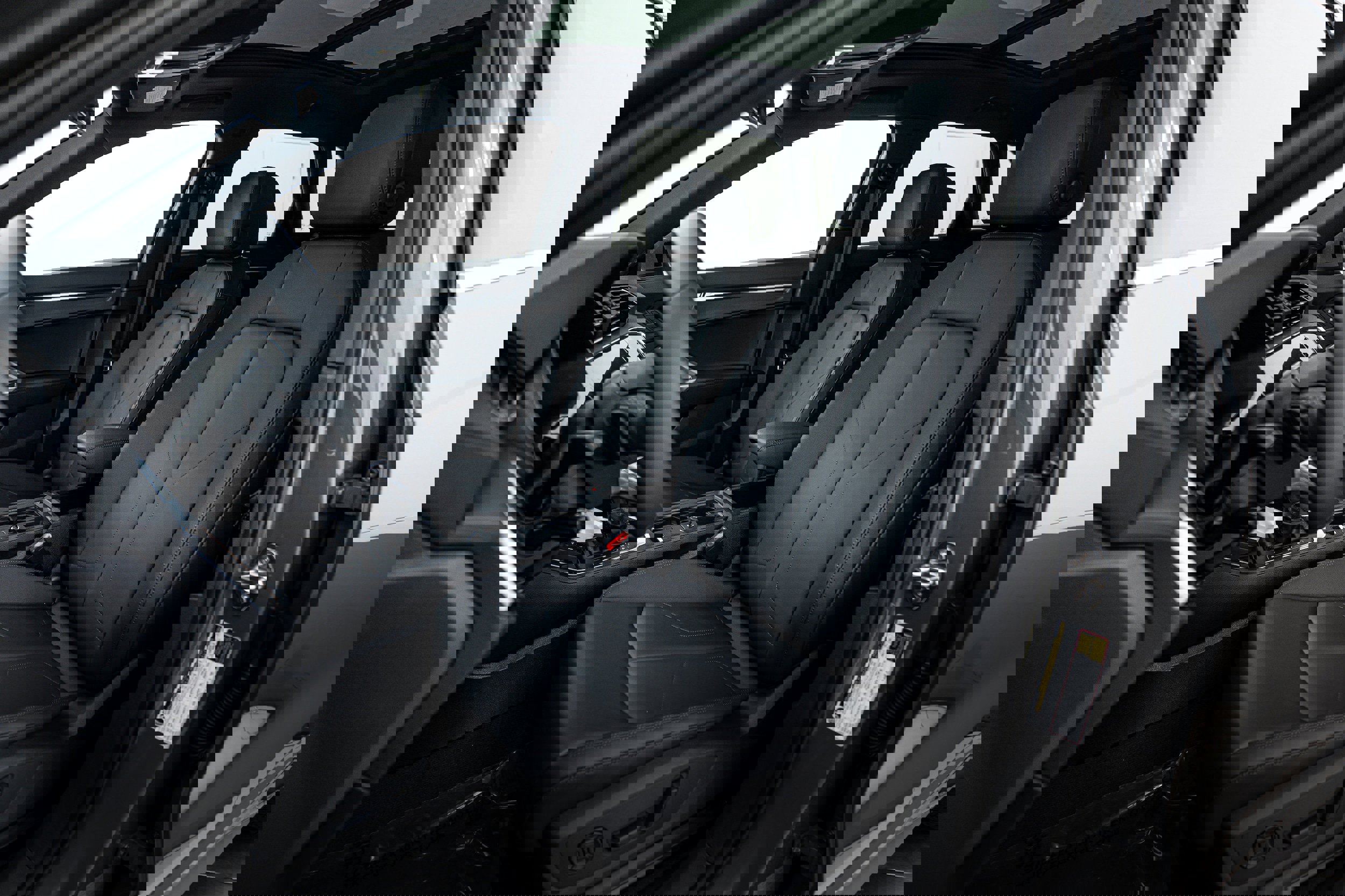 New 2025 Audi Q3 2.0T Premium image 14