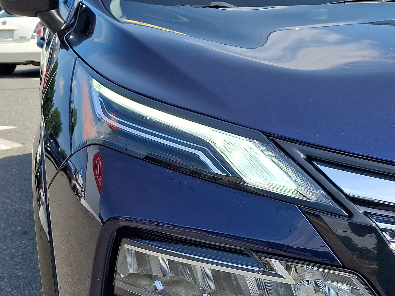 Used 2024 Nissan Rogue Platinum AWD/4WD image 10