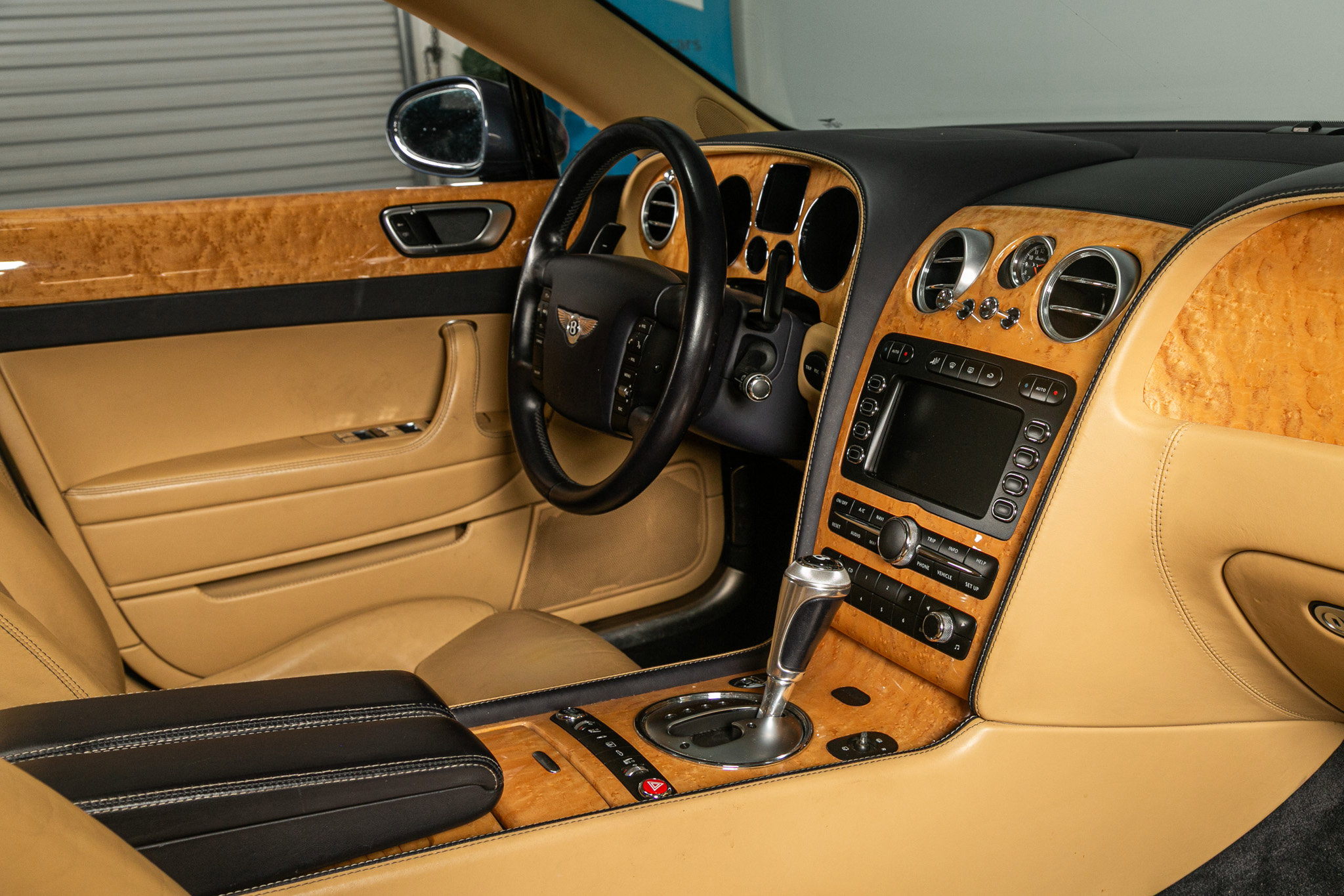 Used 2007 Bentley Flying Spur Flying Spur image 31