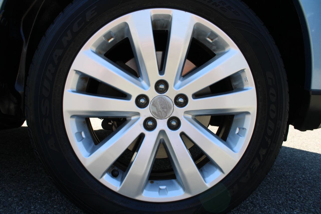 Used 2012 Subaru Forester 2.5X Limited AWD/4WD image 18