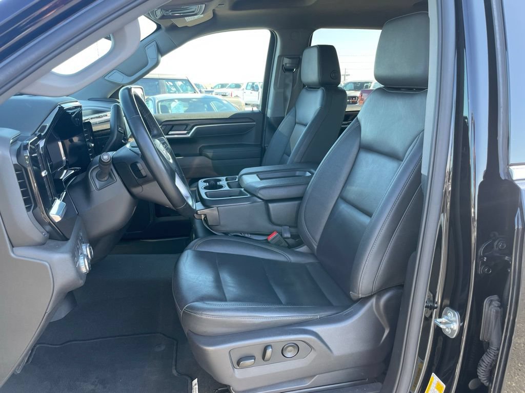 Used 2025 GMC Sierra 1500 SLT AWD/4WD image 7