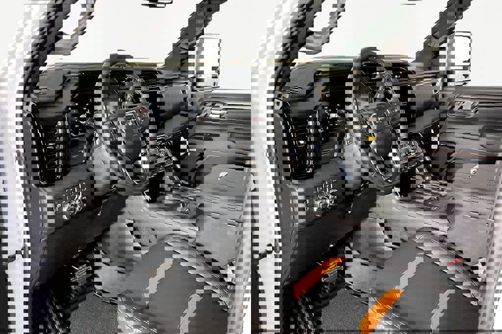 New 2026 GMC Sierra 2500 AT4 w/ AT4 Premium Plus Package image 8