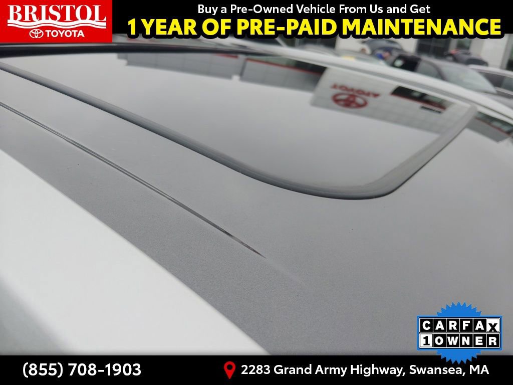 Used 2023 Toyota Highlander AWD image 11
