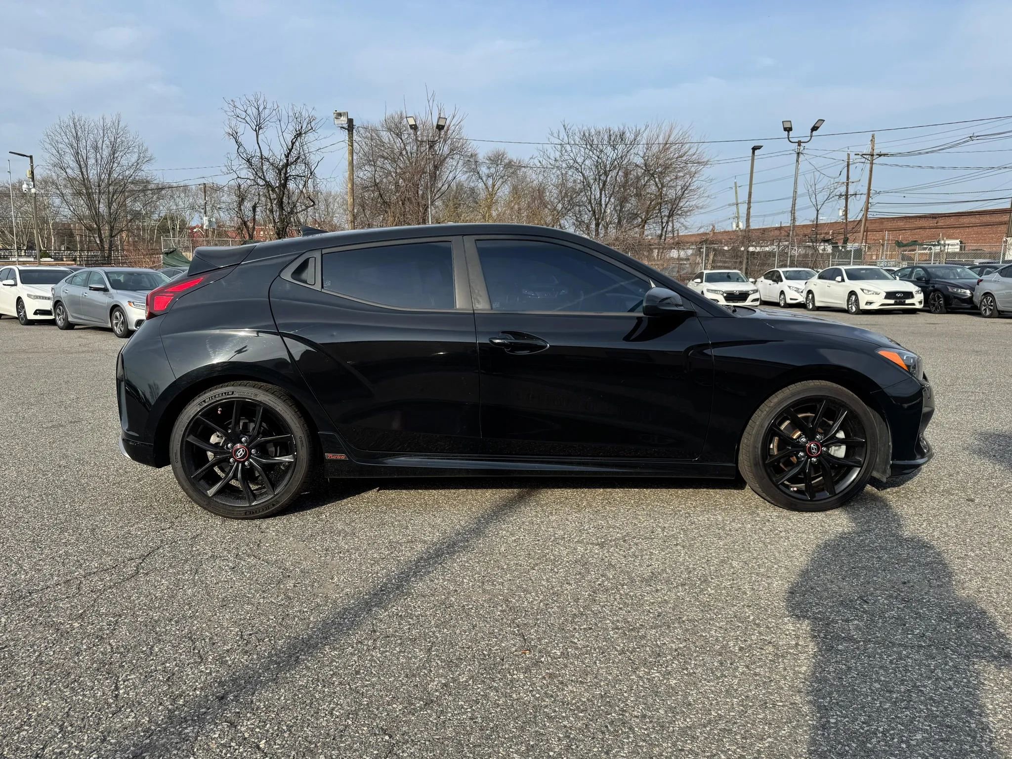 Used 2020 Hyundai Veloster Turbo R-Spec image 4