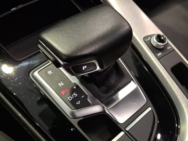 Used 2025 Audi A5 2.0T Premium AWD/4WD image 17