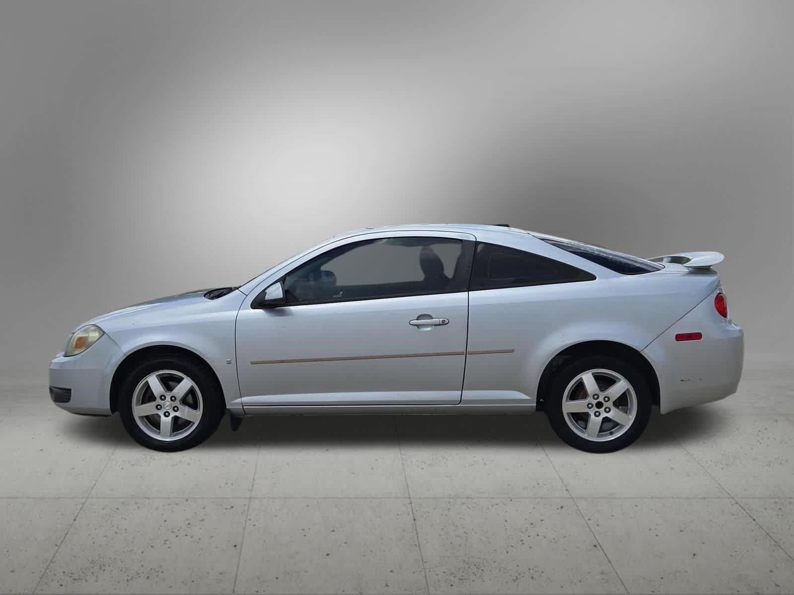 Used 2008 Chevrolet Cobalt LT w/ Preferred Equipment Group FWD image 3