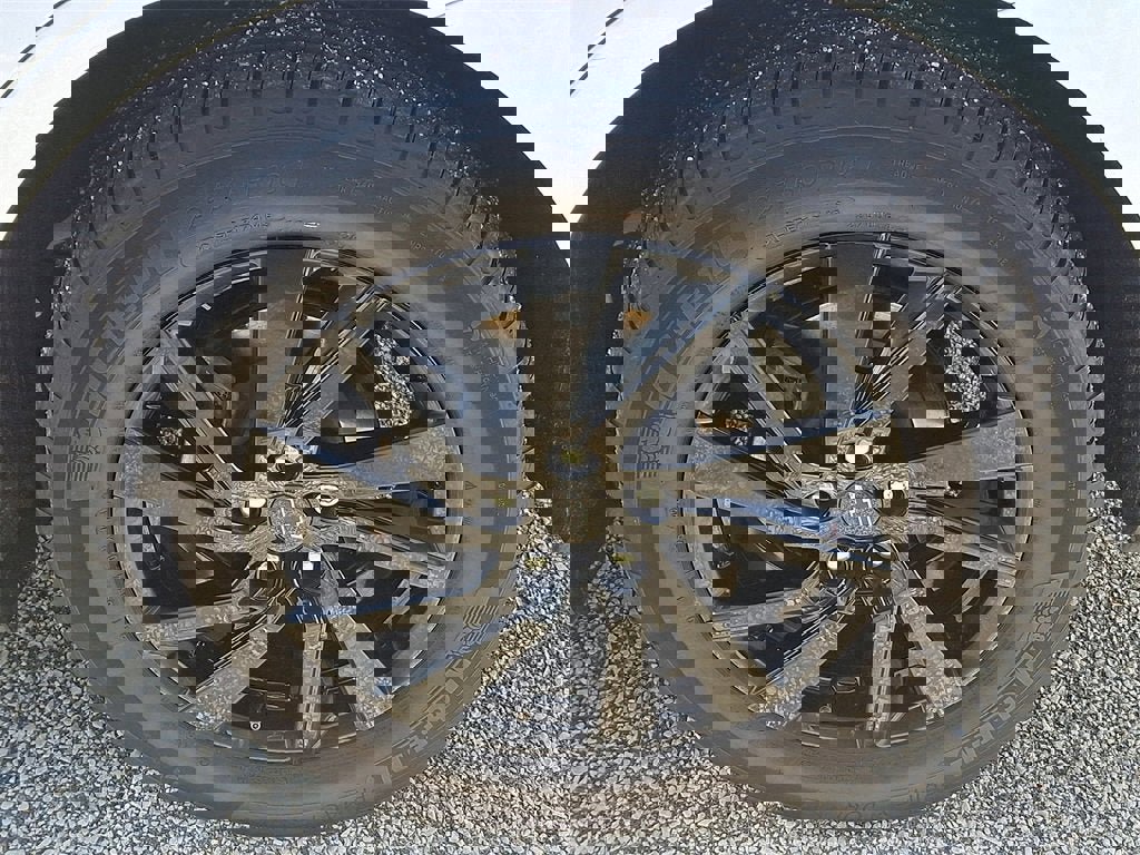 Used 2024 Chevrolet Equinox LS w/ LS Convenience Package image 11