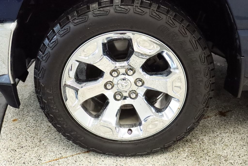 Certified 2019 RAM 1500 Big Horn image 17