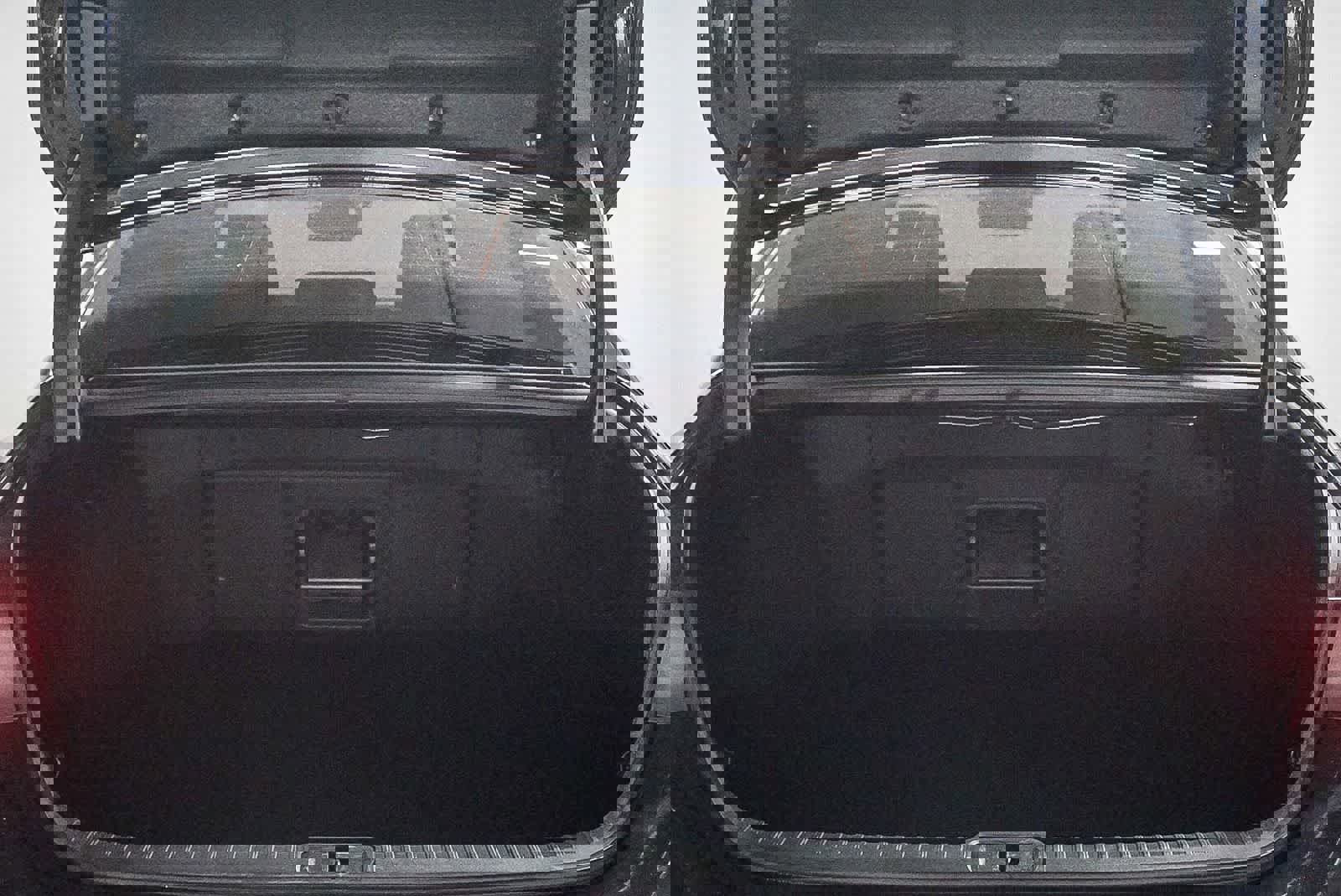 Used 2025 Lexus ES 300h w/ Premium Package image 27