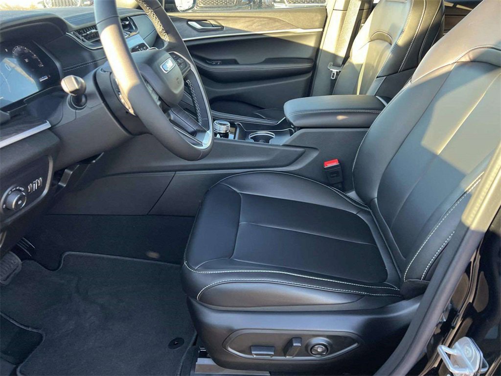 New 2025 Jeep Grand Cherokee L Limited image 7