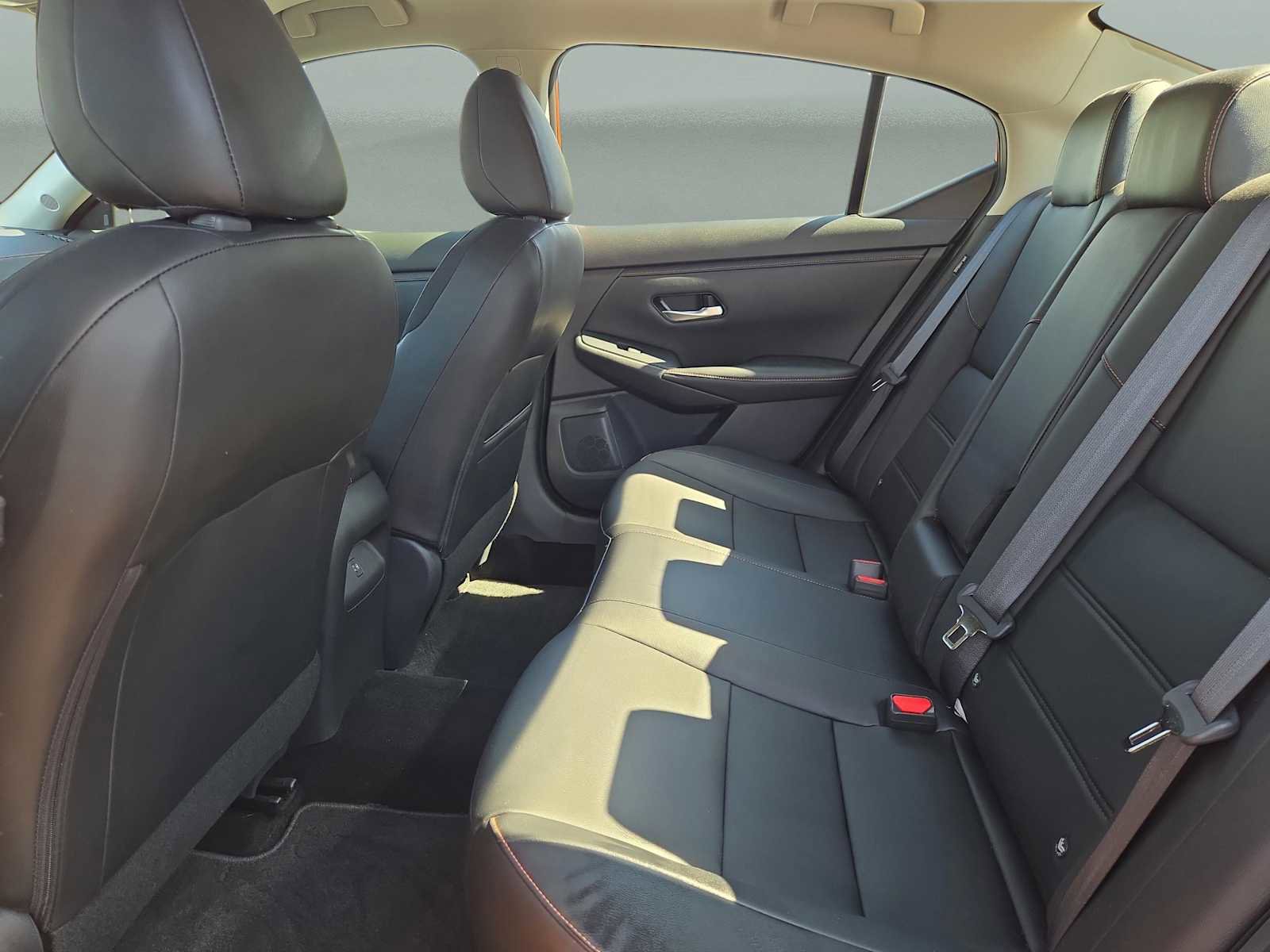 Used 2023 Nissan Sentra SR w/ SR Premium Package image 12