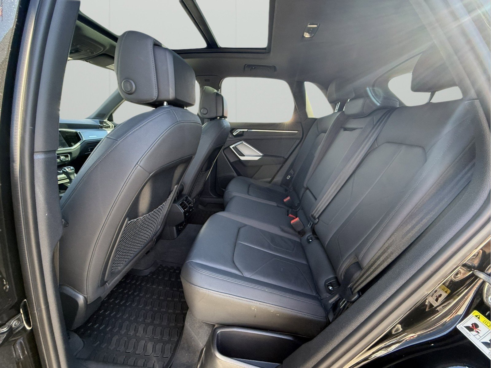 Used 2021 Audi Q3 2.0T Premium Plus w/ Premium Plus Package image 8