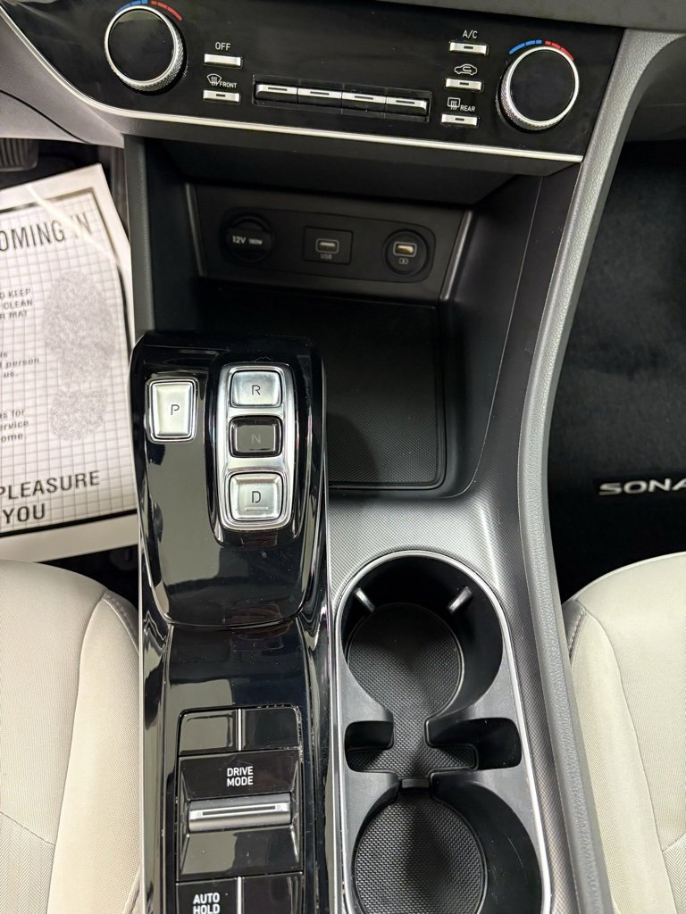 Used 2023 Hyundai Sonata SEL w/ Preferred Accessory Package image 15