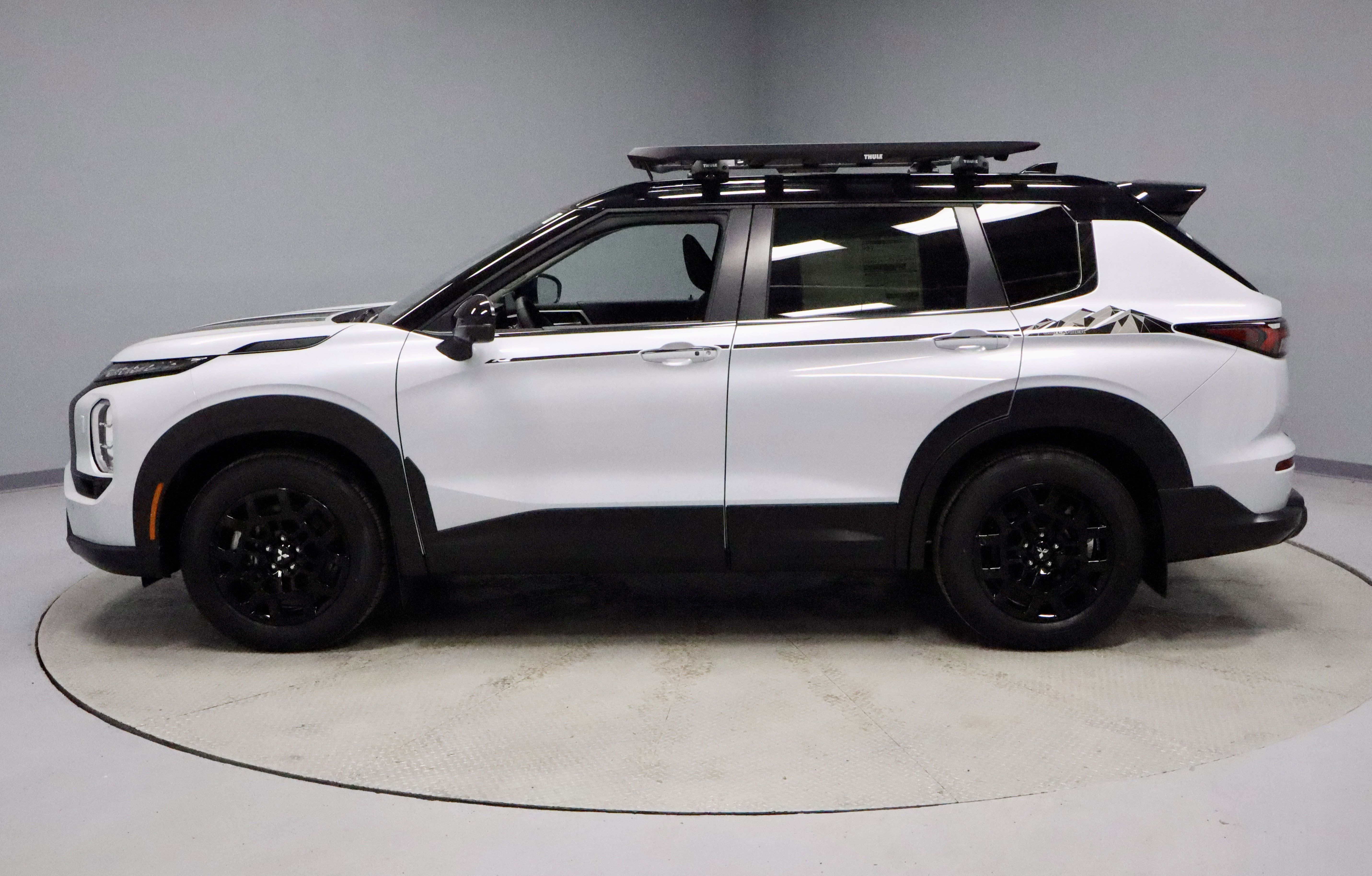 New 2026 Mitsubishi Outlander Trail Edition image 6