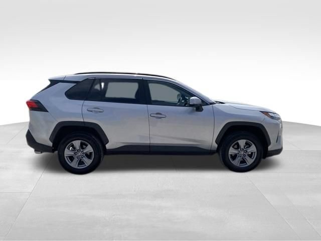Certified 2025 Toyota RAV4 XLE AWD/4WD image 2