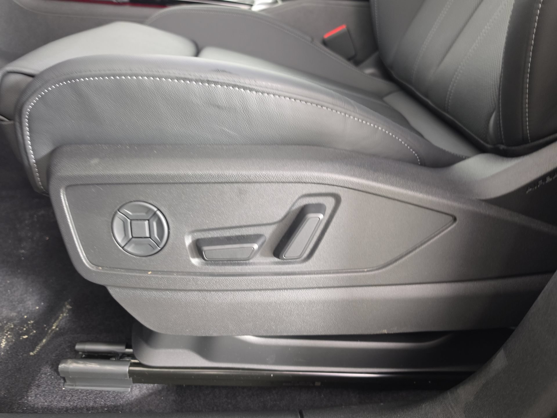 New 2026 Audi Q5 Premium Plus AWD/4WD image 15