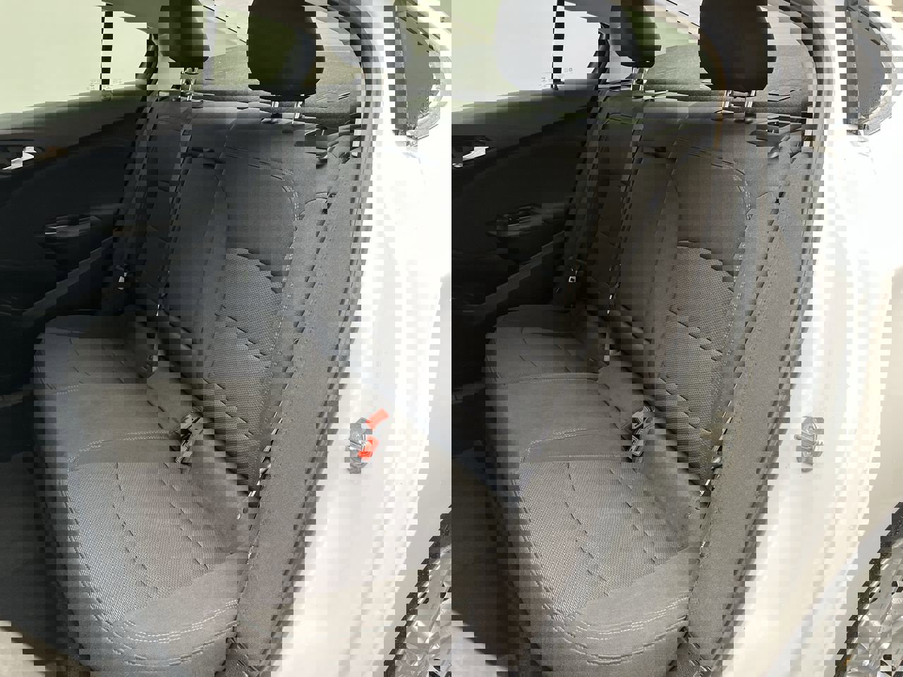 Used 2017 Chevrolet Cruze LT w/ Convenience Package image 10