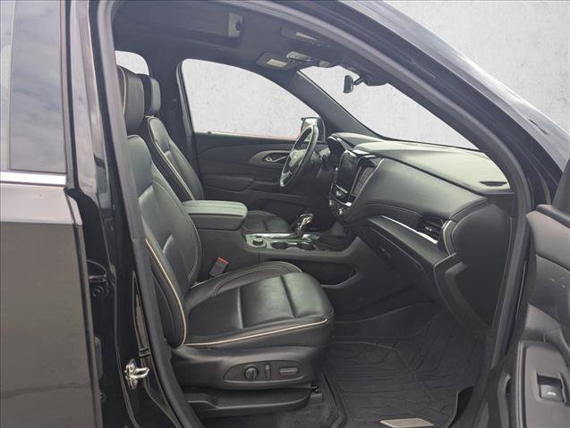 Used 2023 Chevrolet Traverse Premier image 20
