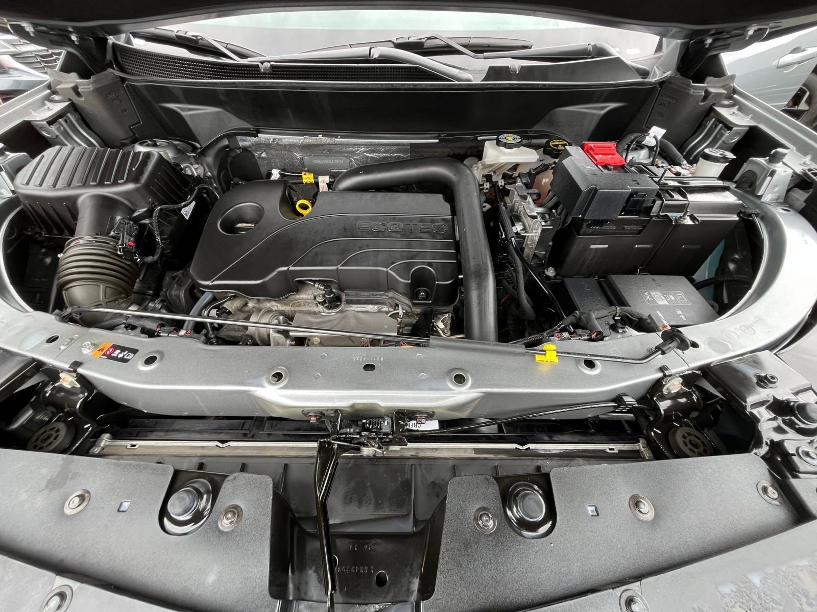 Used 2025 Chevrolet Equinox LT FWD image 33