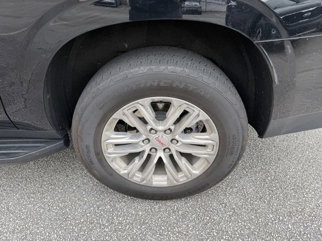 Used 2024 GMC Yukon XL SLT w/ SLT Luxury Package image 5