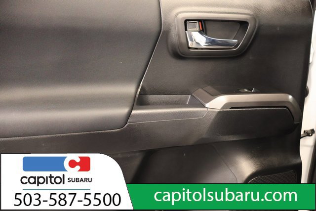 Used 2022 Toyota Tacoma TRD Off-Road w/ Technology Package AWD/4WD image 30