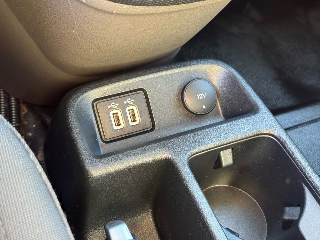 Used 2020 Ford Transit Connect XL image 35