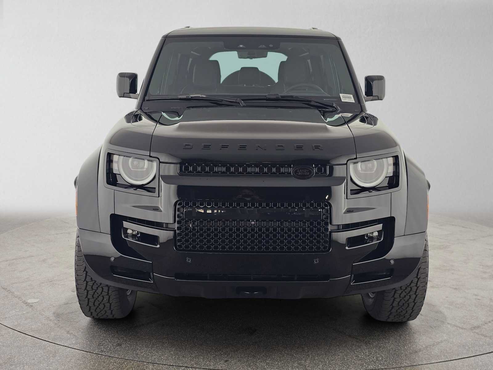 New 2026 Land Rover Defender 110 OCTA AWD/4WD image 8
