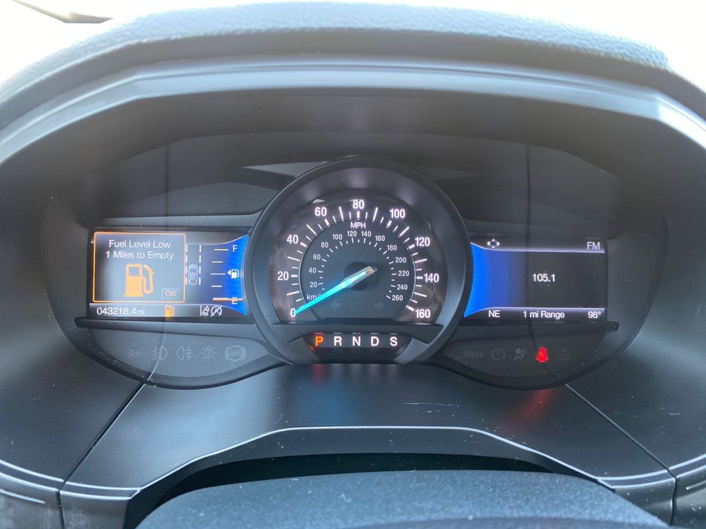 Used 2022 Ford Edge SE w/ Black Appearance Package image 16