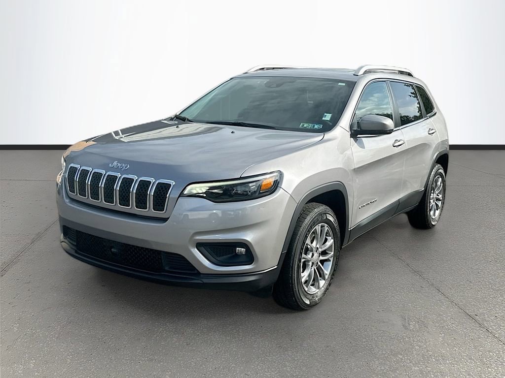 Used 2021 Jeep Cherokee Latitude Lux w/ Sun & Sound Group AWD/4WD image 3