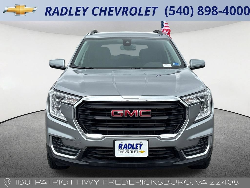 Used 2023 GMC Terrain SLE w/ Driver Convenience Package AWD/4WD image 23