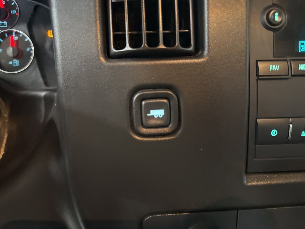 Used 2020 GMC Savana 2500 Work Van w/ Driver Convenience Package image 27