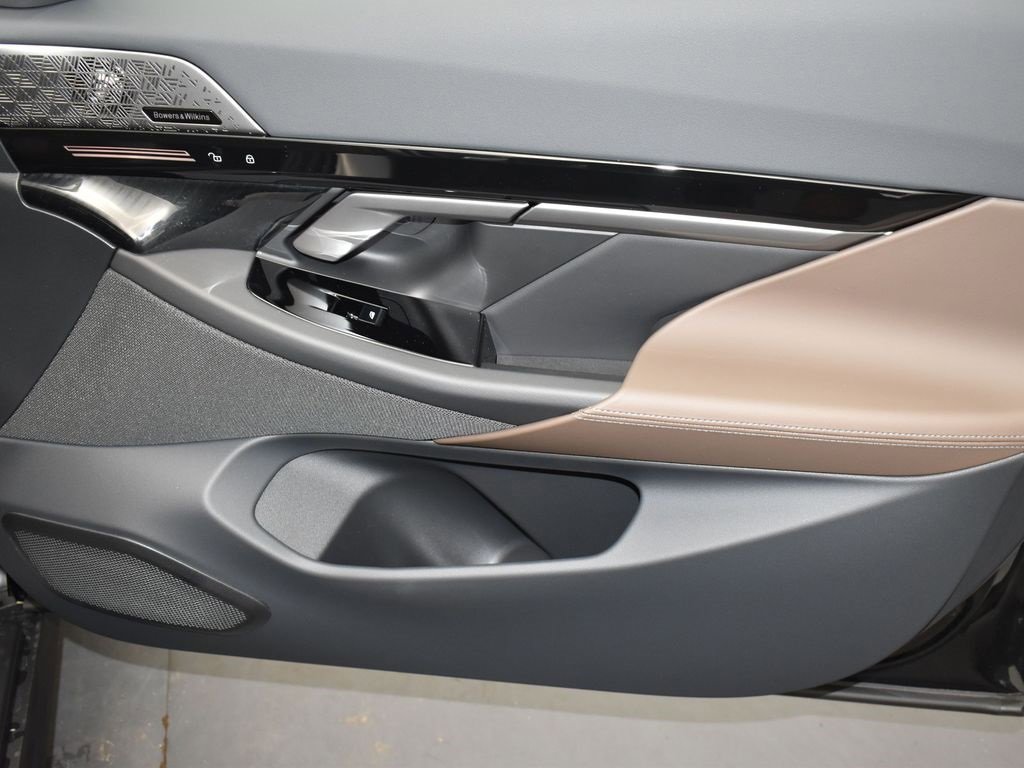 New 2026 BMW 530i w/ Premium Package image 23