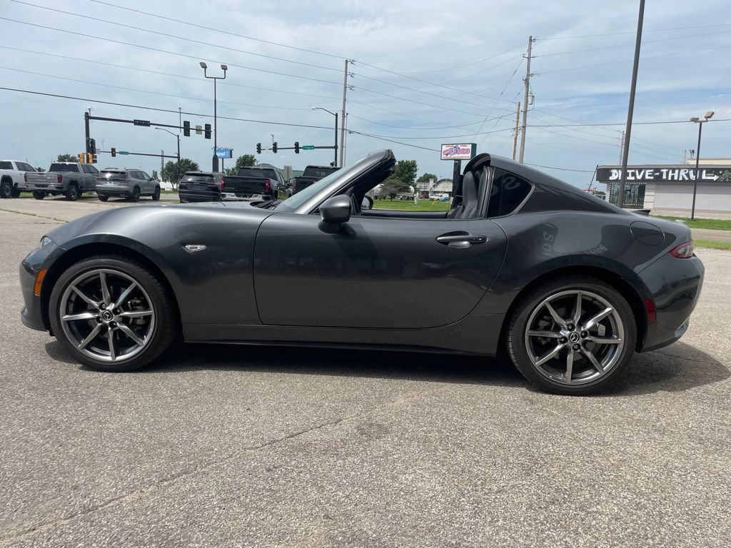 Used 2022 MAZDA MX-5 Miata RF Grand Touring RWD image 6