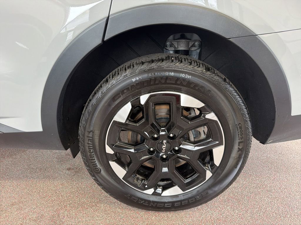 Used 2025 Kia Sorento S w/ Panoramic Sunroof Package image 22